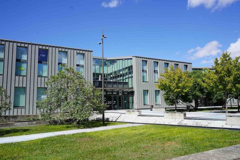 campus de bordeaux photo