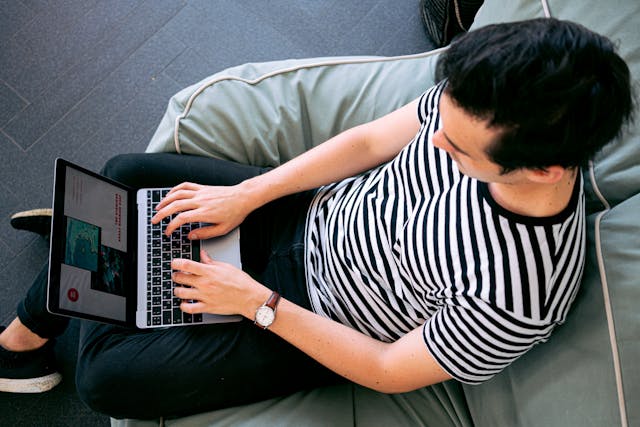étudiant en marketing digital