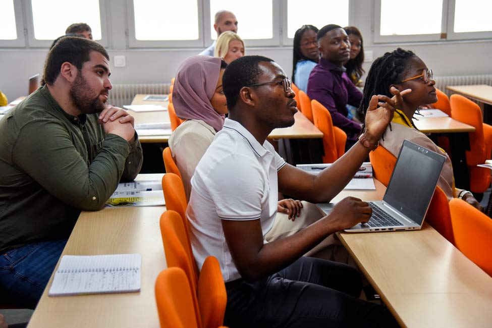 Cours à MBA ESG