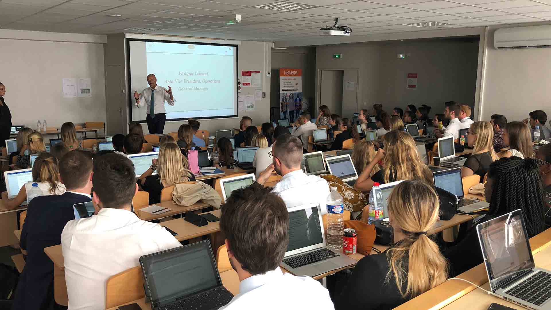 Retour sur le cycle de conférences professionnelles des MBA Management Hôtelier Retour sur le cycle de conférences professionnelles des MBA Management Hôtelier - Master management hotelier
